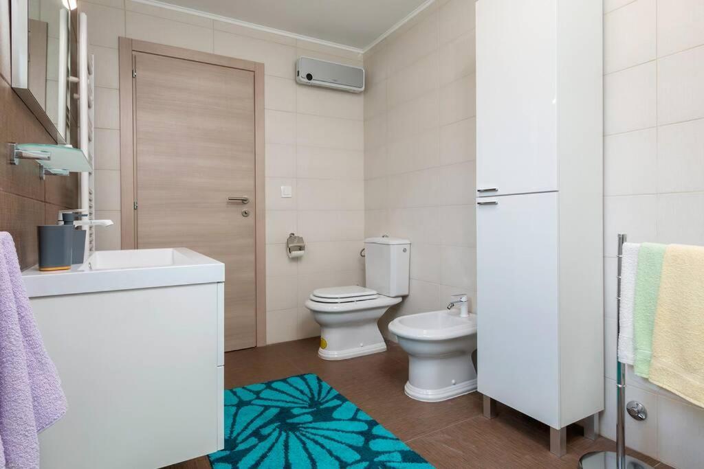 Predivan Novouredeni Apartman U Blizini Mora Banjole Exterior foto