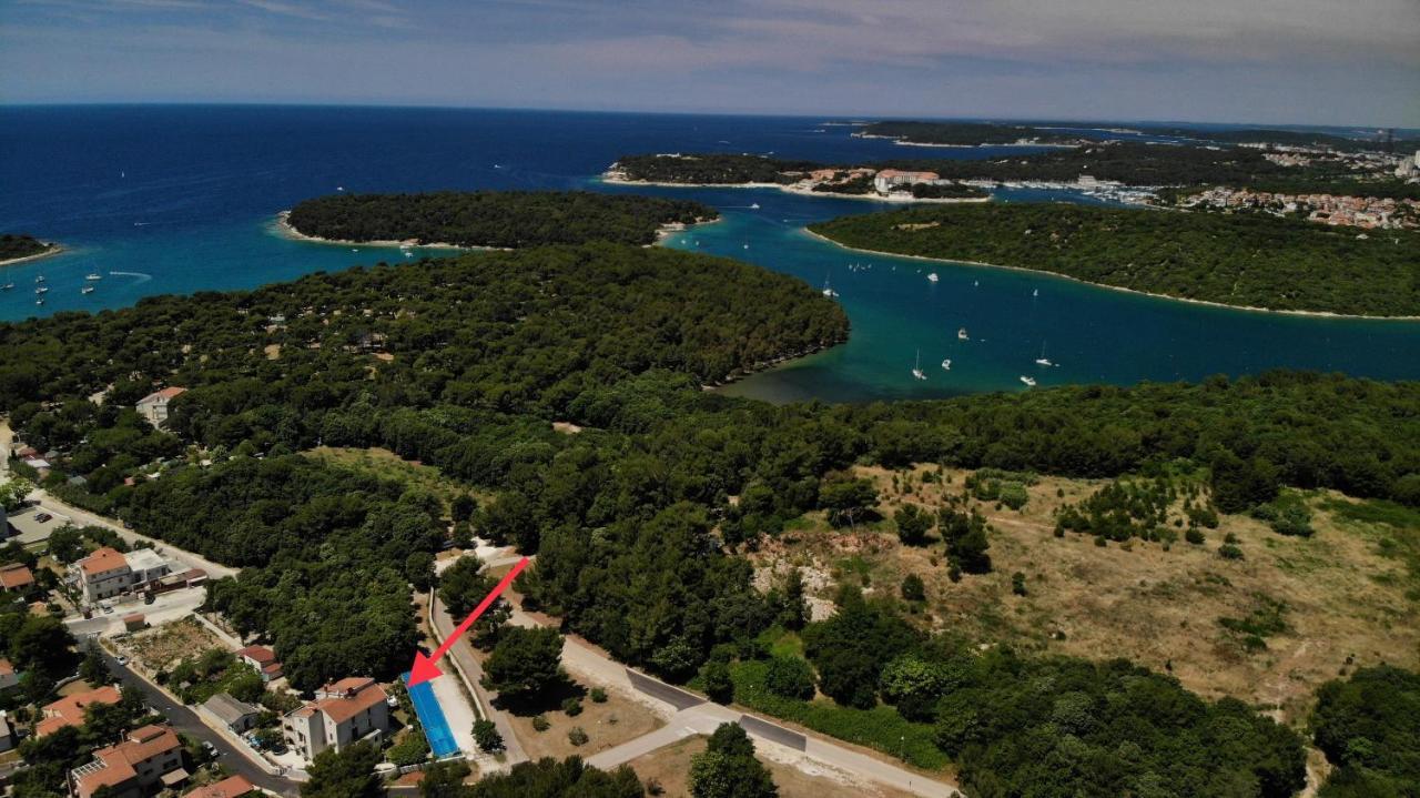 Predivan Novouredeni Apartman U Blizini Mora Banjole Exterior foto